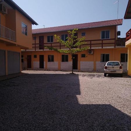 Ap Da Meri, Na Praia Da Barra Da Lagoa Florianópolis Exterior foto